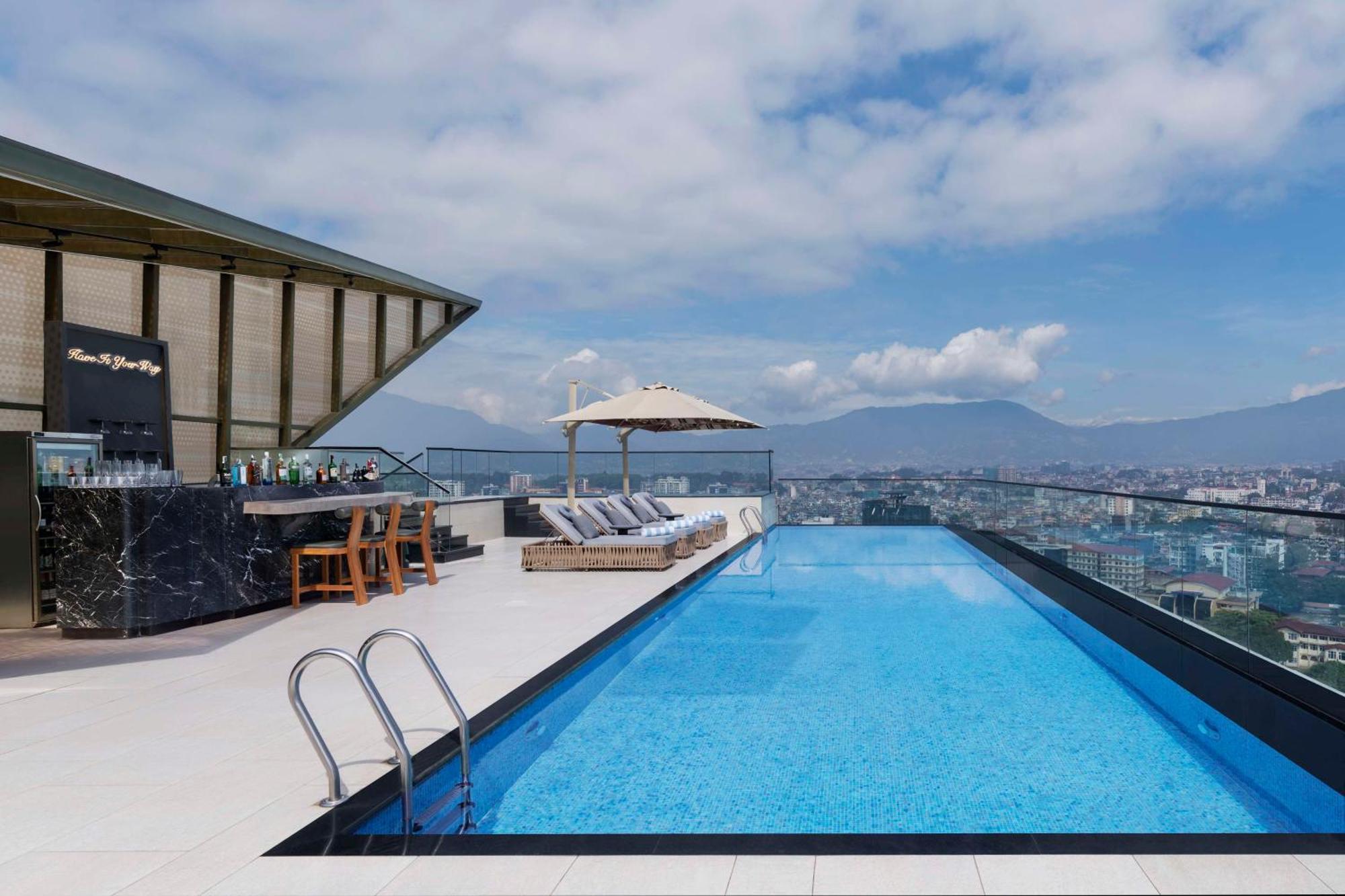 Hilton Kathmandu Hotell Eksteriør bilde
